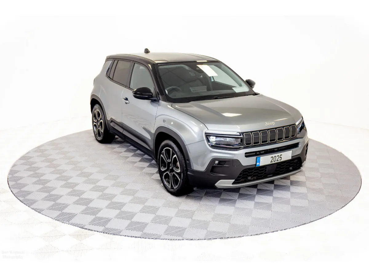 Jeep Avenger E-Summit 54kWh 155HP - Image 1