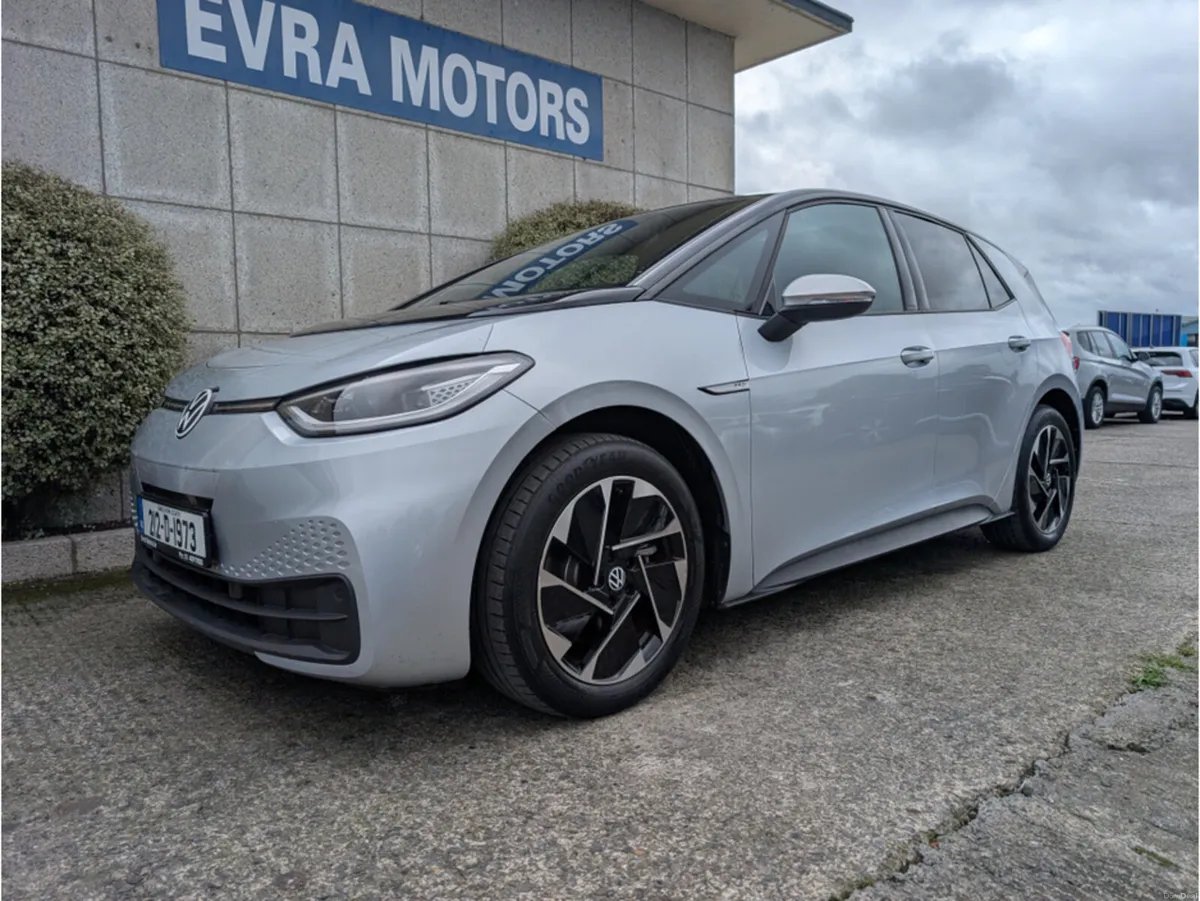 Volkswagen ID.3 PRO FAMILY 58KWH ELECTRIC //PANORA - Image 4