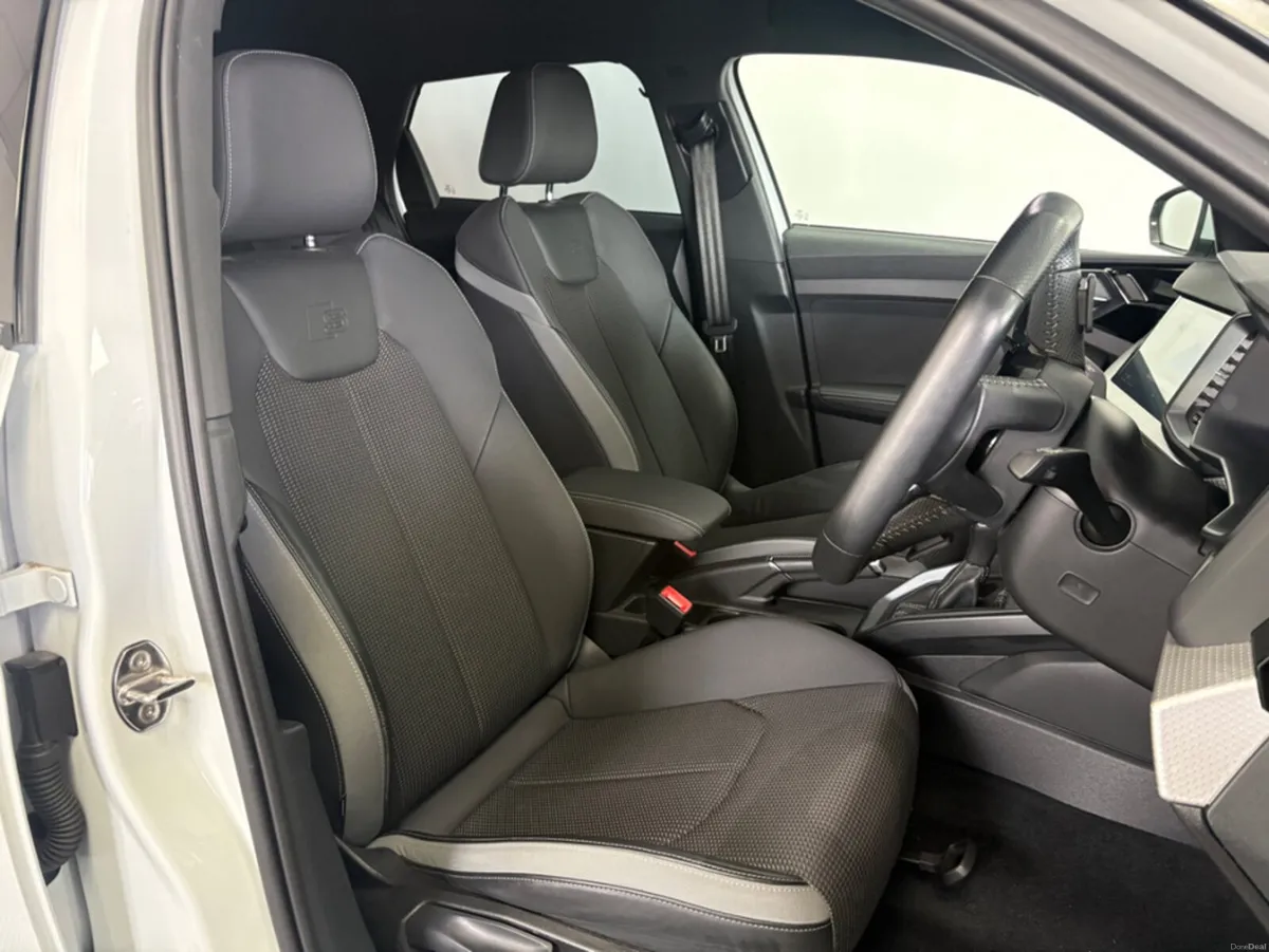 Audi A1 AUDI A1 1.5 TFSI AUTO S-LINE*FINANCE AVAIL - Image 5