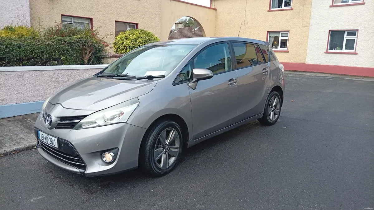 2015 Toyota Verso NCT & TAX - Image 1