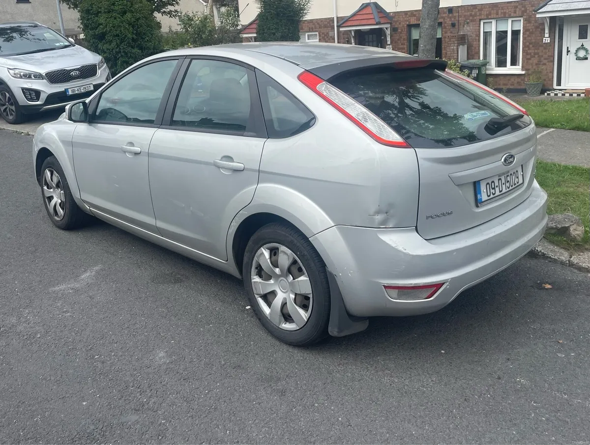 Ford focus 2009 - Image 4