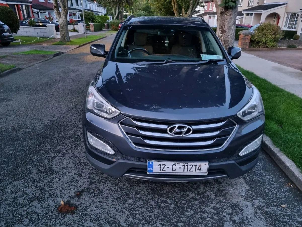 Hyundai Santa Fe - Image 2