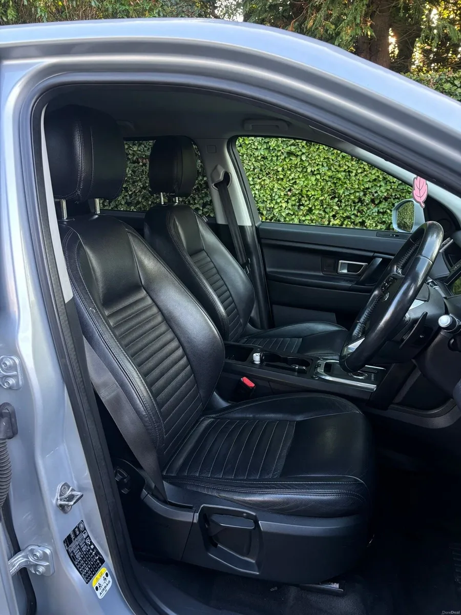 Land Rover Discovery Sport - Image 4