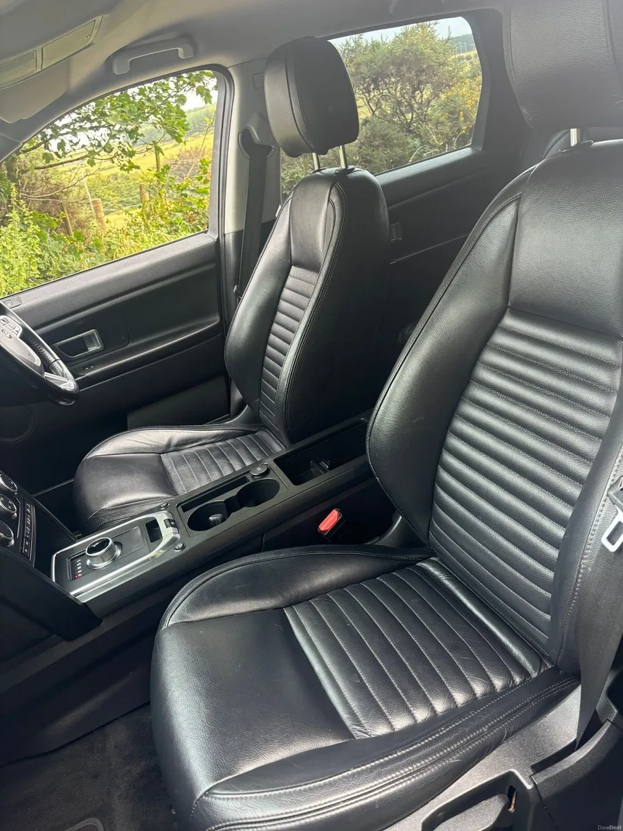 Land Rover Discovery Sport - Image 5