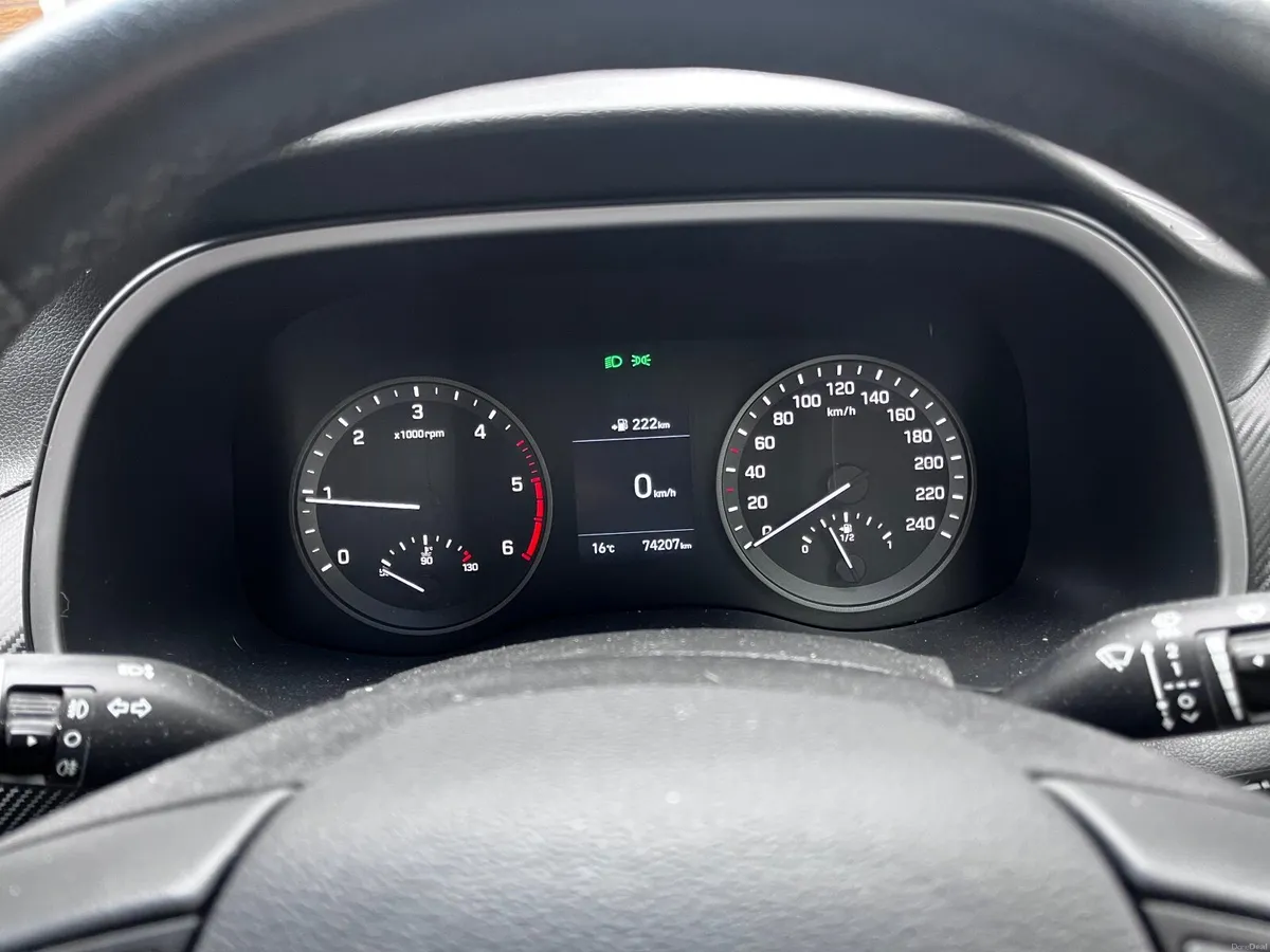Low Mileage 2019 Hyundai Tucson Comfort Plus - Image 4