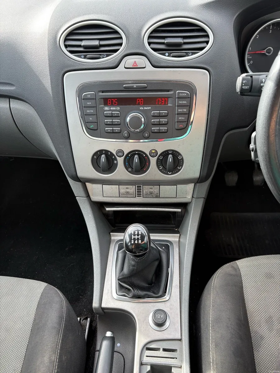 Car - Image 4
