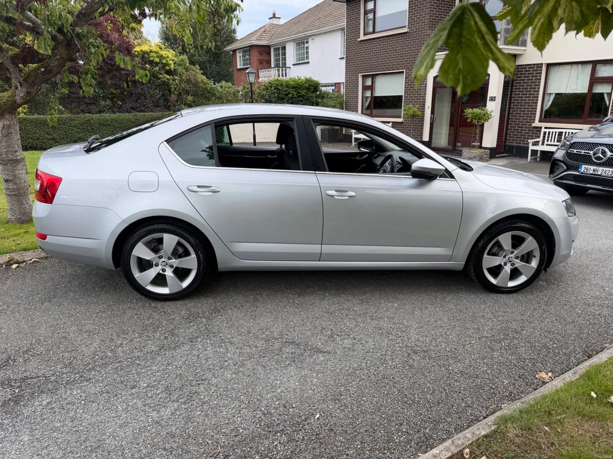 2015 Skoda Octavia  AUTOMATIC TDI, new nct - Image 4