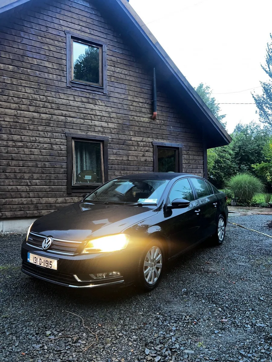 Volkswagen Passat 2013 - Image 1