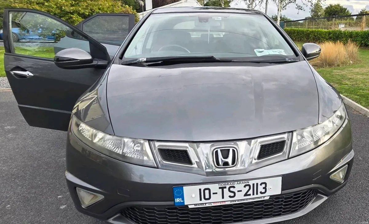 Honda Civic / long NCT and Tax - Image 4