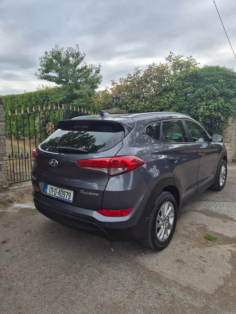 Hyundai Tucson 2017 1.7 low kilometres, we'll be a - Image 2