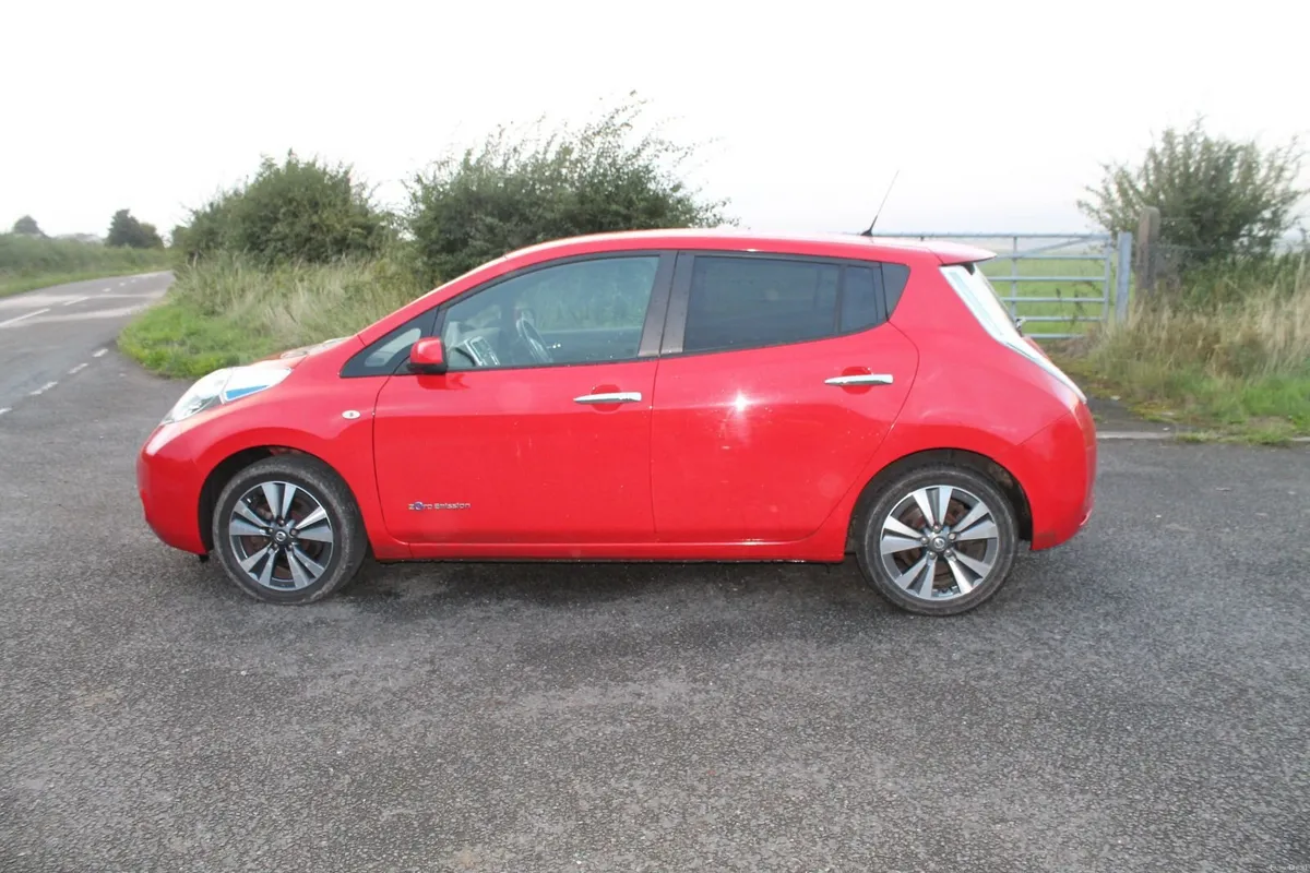 Nissan Leaf 2017 - Image 3