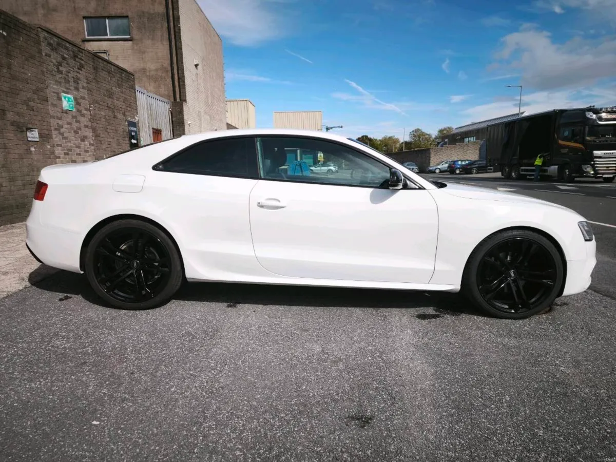 131 Audi A5 S-Line Automatic - Image 4