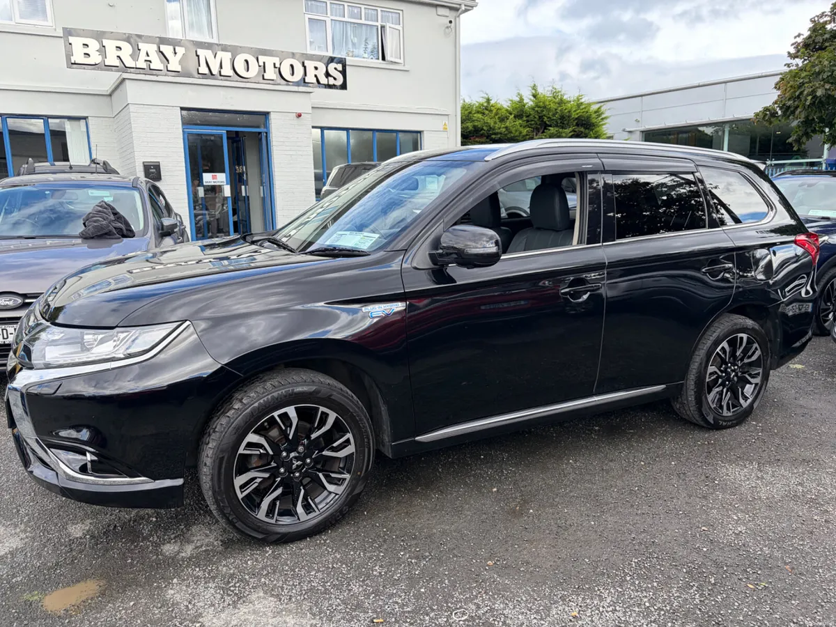 2018 MITSUBISHI OUTLANDER 2.0 PHEV LEATHER - Image 1