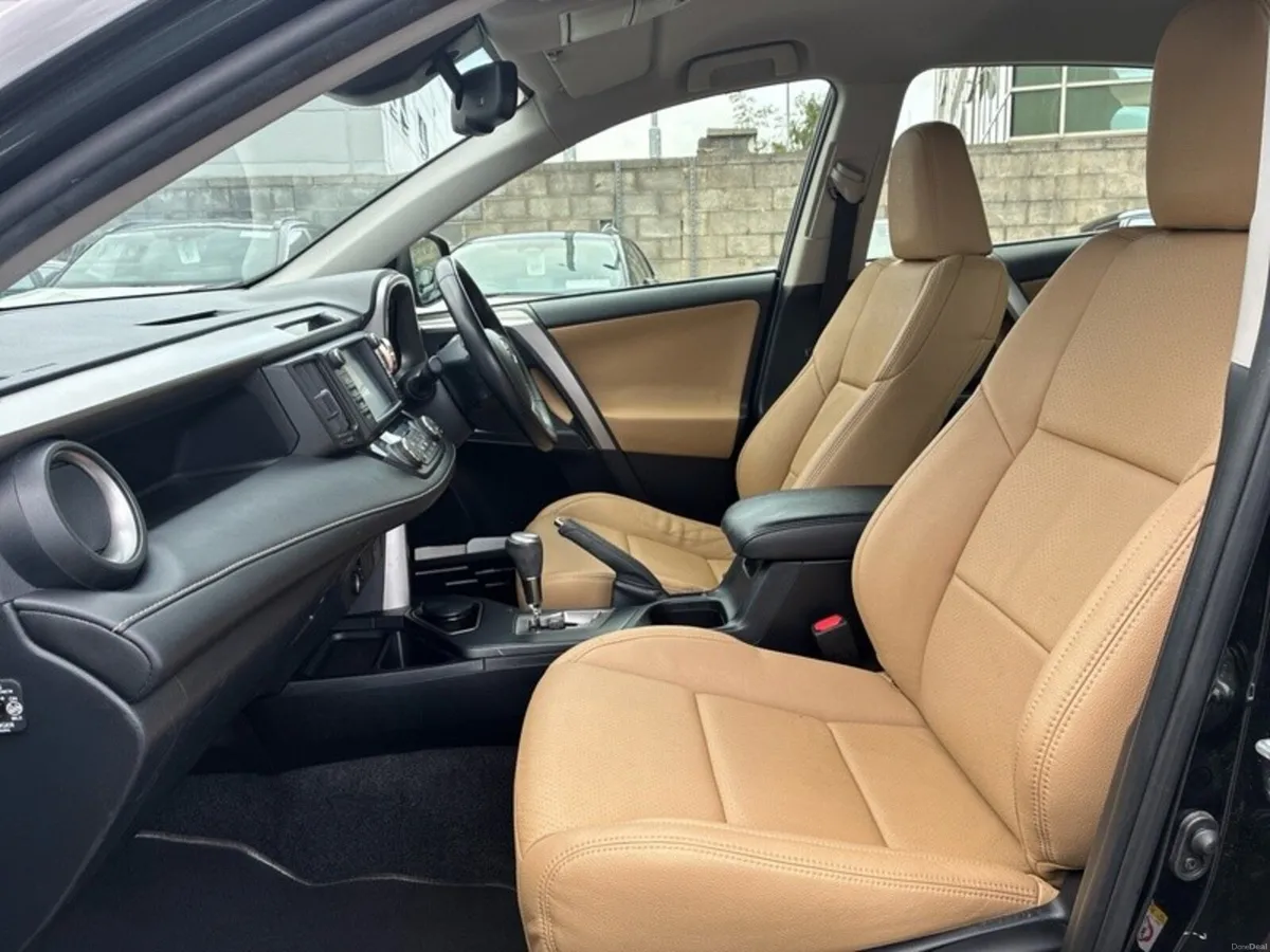 Toyota RAV4 HYBRID AUTO LUNA SPORT // FULL LEATHER - Image 6