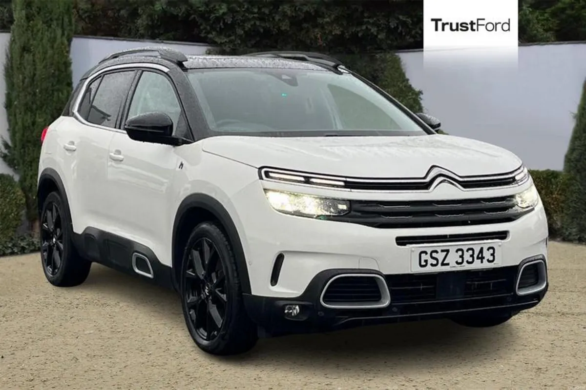 Citroen C5 Aircross 1.6 Plug-in Hybrid 225 Black E - Image 1