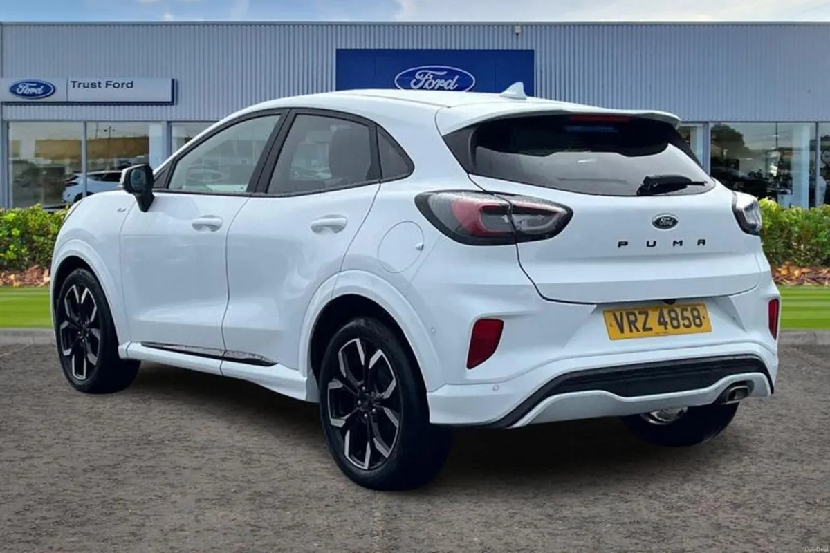 Ford Puma 1.0 EcoBoost Hybrid mHEV ST-Line X 5dr - Image 2
