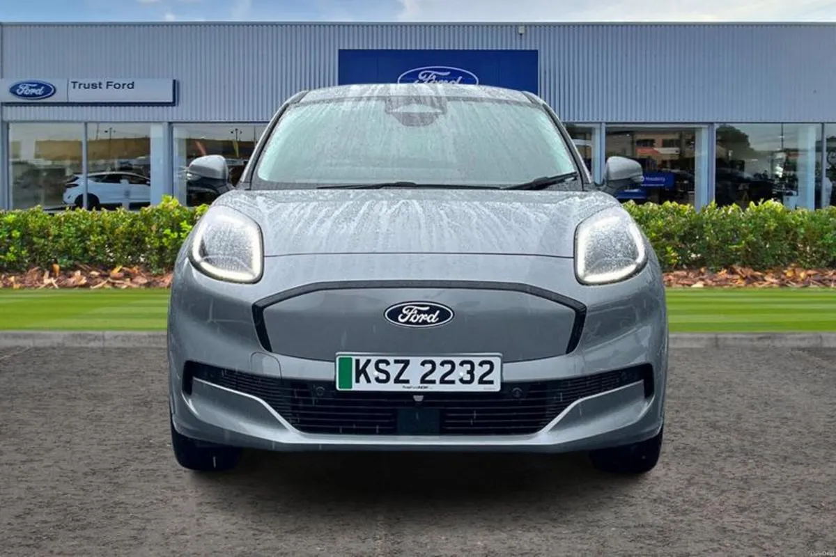 Other Other 123kW Select 43kWh 5dr Auto - Image 6