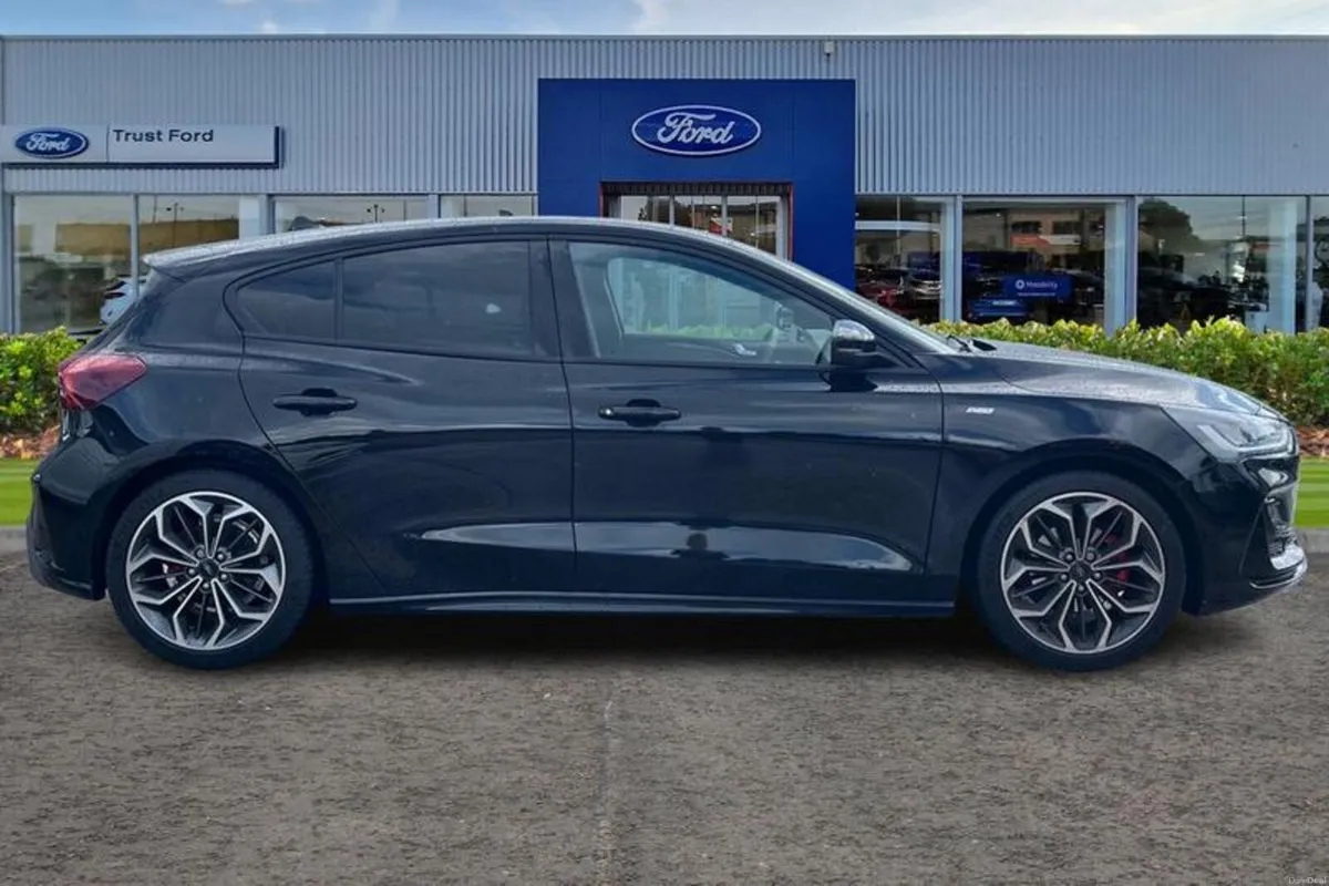 Other Other 1.0 EcoBoost Hybrid mHEV ST-Line X Edi - Image 3