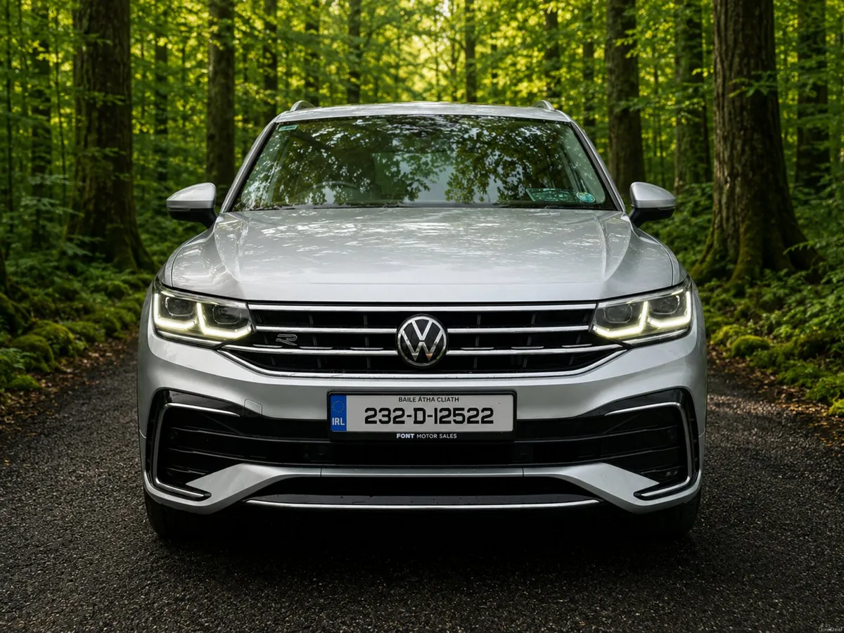 232 VOLKSWAGEN TIGUAN R-LINE 1.4PHEV 245 BHP AUTO - Image 4