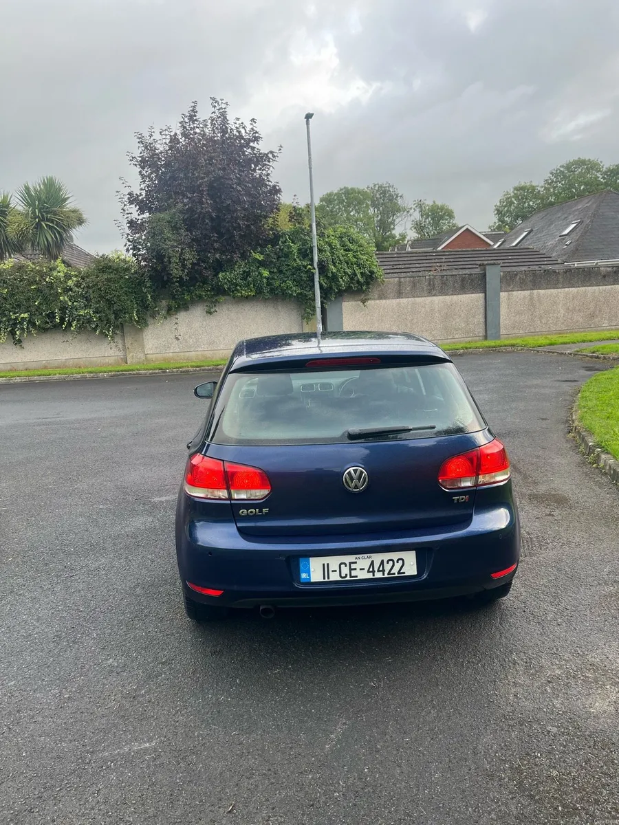 Volkswagen Golf - Image 4