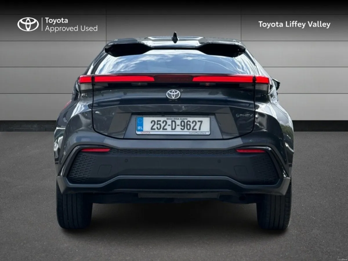 Toyota C-HR C-HR PHEV SOL - Image 4