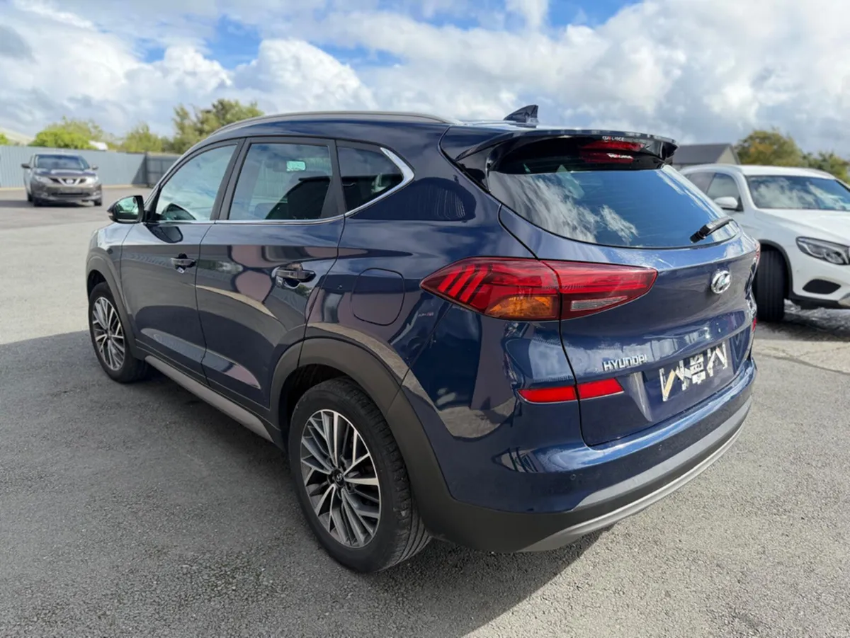 Hyundai Tucson PREMIUM CRDI 2WD - Image 6