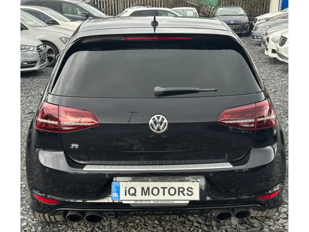 Volkswagen Golf R  - 2.0L Automatic petrol (0640) - Image 5