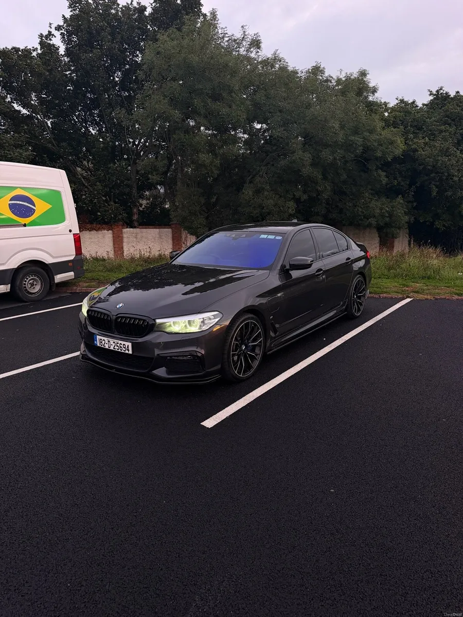 Bmw 530e - Image 3