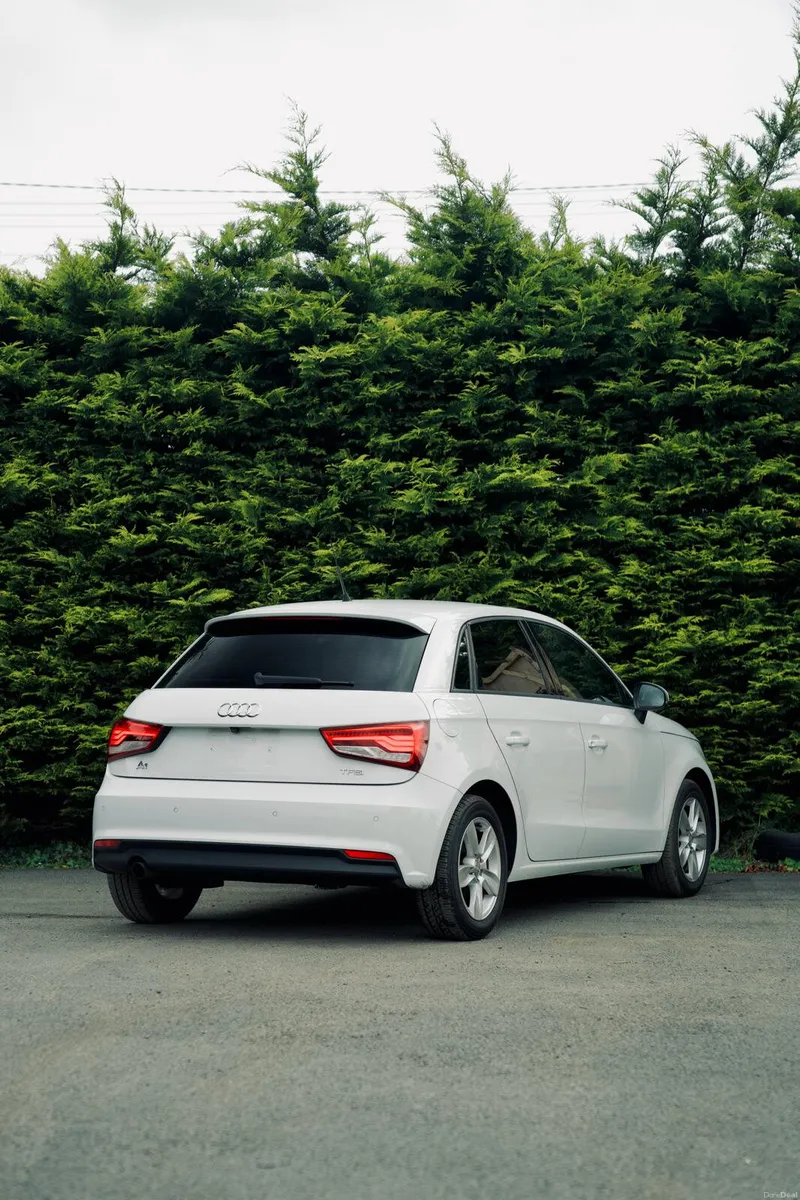 Audi A1 1.0 TFSI Sportback 2017 - Image 3