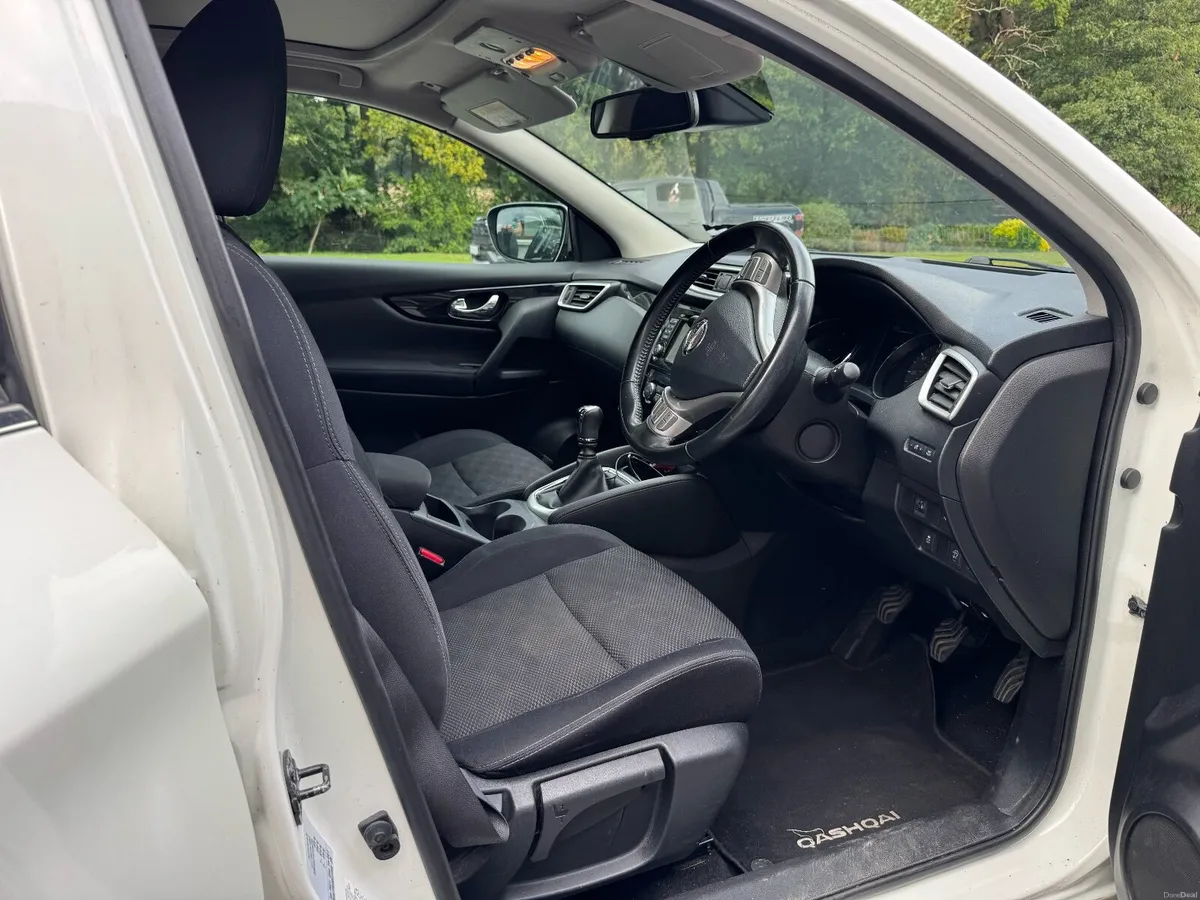 Nissan Qashqai  1.5 Dci N-TEC+ - Image 2