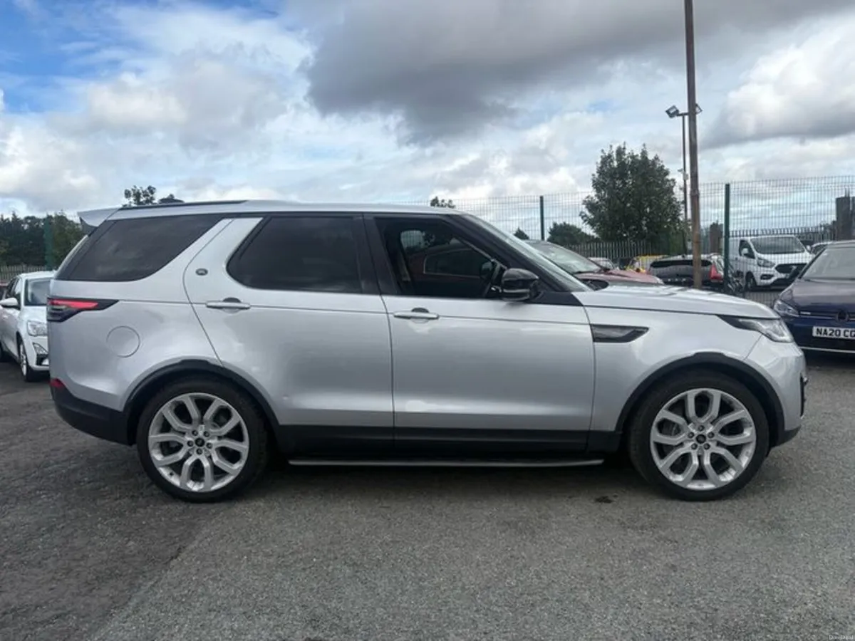 2019 Land Rover Discovery 3.0L SDV6 Auto 7 Seats - Image 2