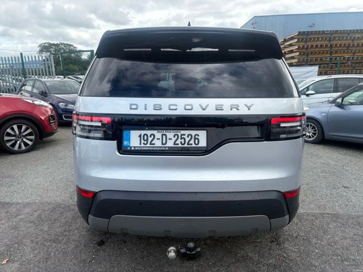 2019 Land Rover Discovery 3.0L SDV6 Auto 7 Seats - Image 6