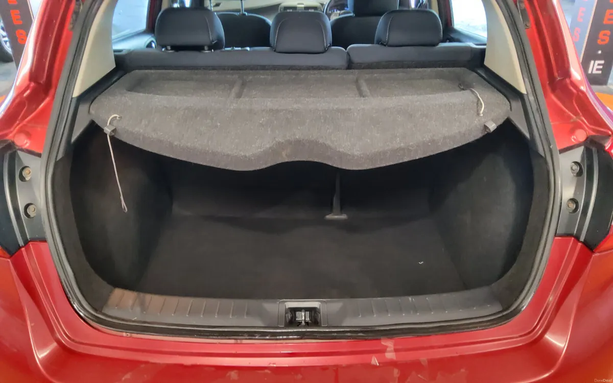 Nissan Pulsar 2015 - Image 4