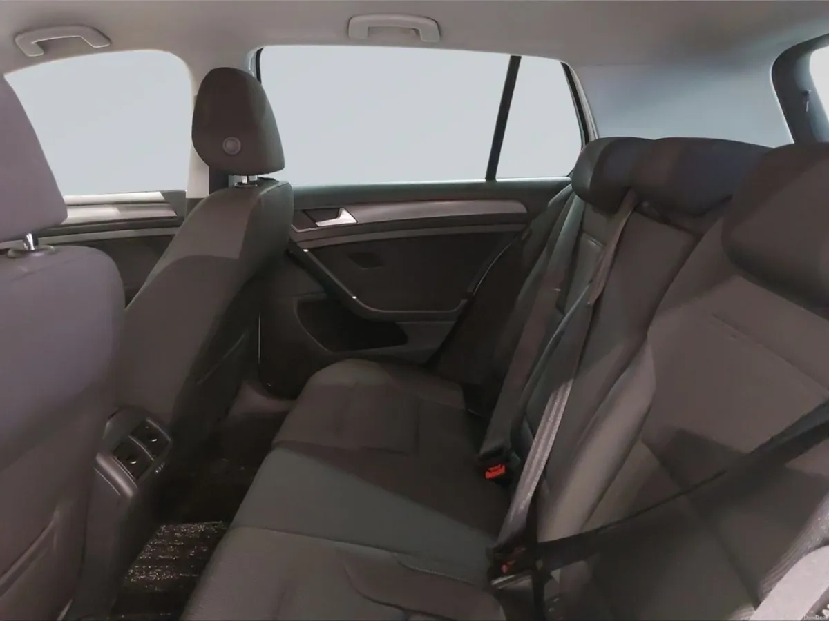 Volkswagen Golf Comfort - Image 6
