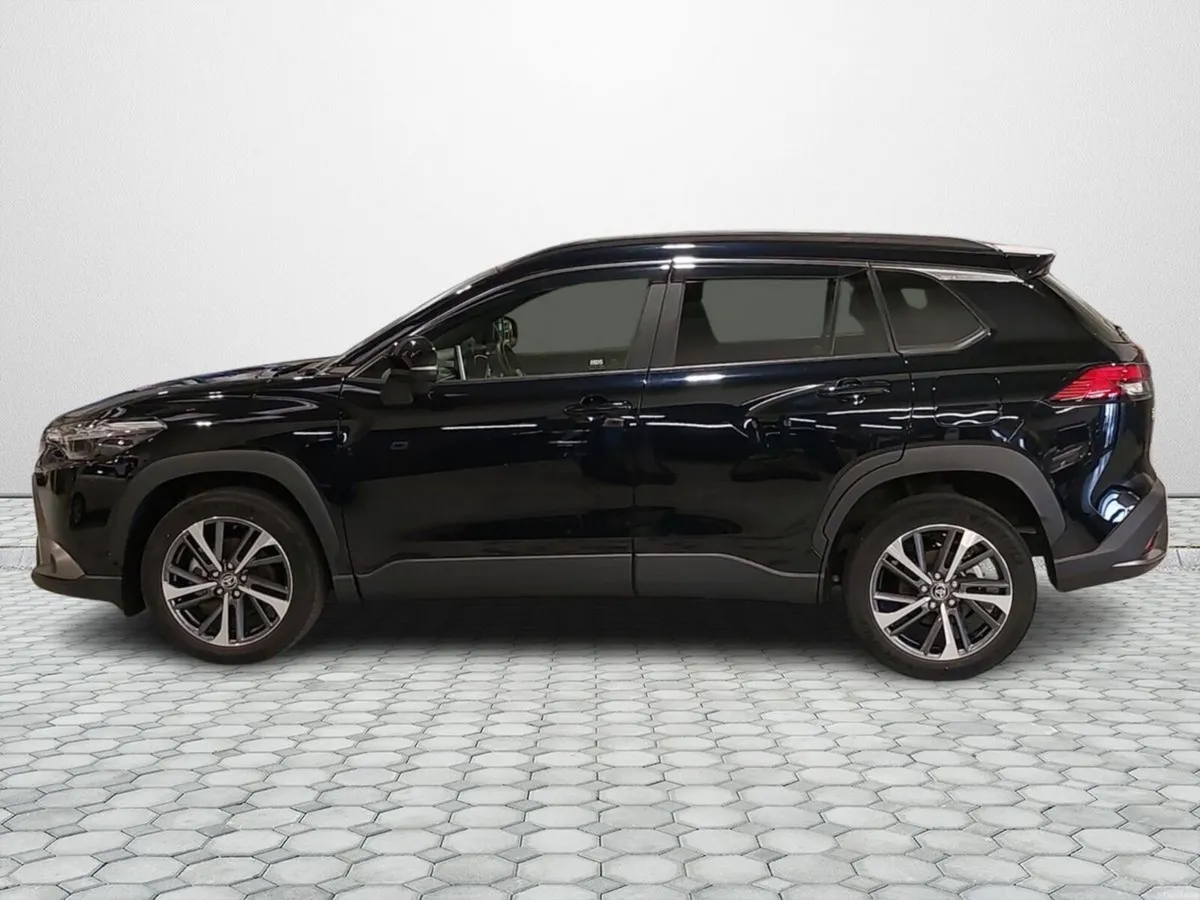 Toyota Corolla Cross Hybrid - Image 4