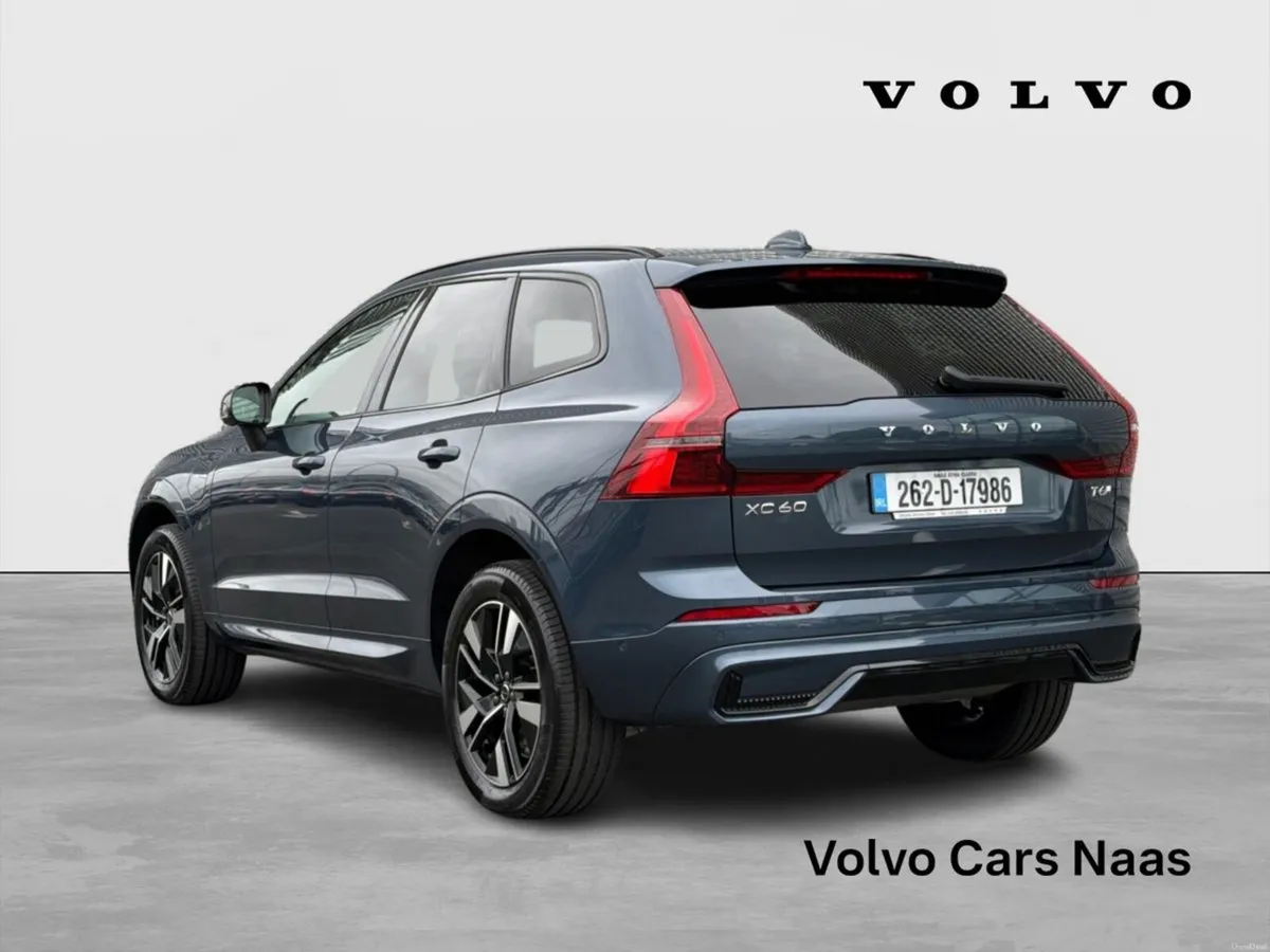 Volvo XC60 DEMO  0.95% PCP T6 AWD PHEV Plus Dark - Image 2