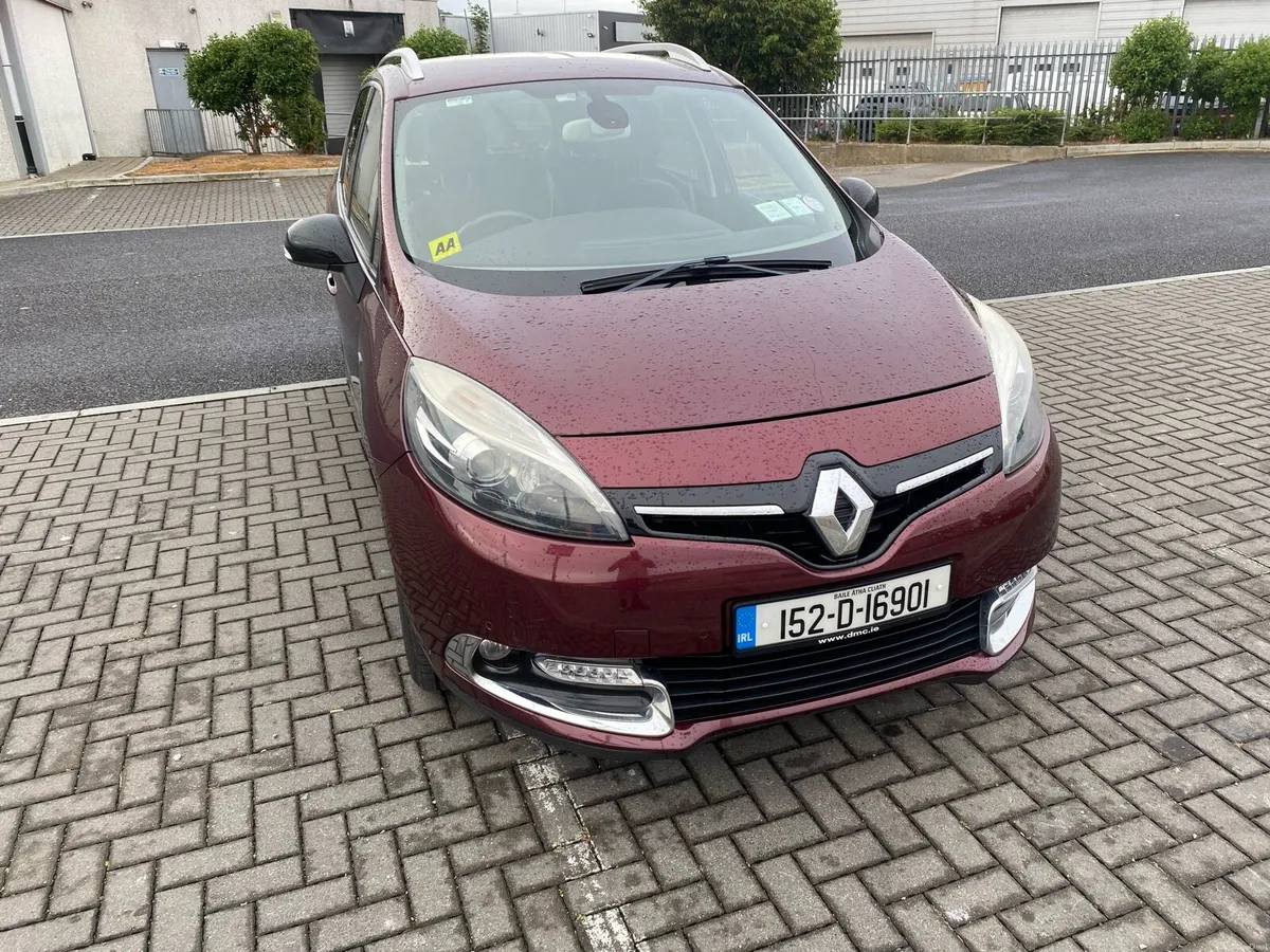 Renault Megan Scenic 2015 (7 Seater) - Image 2