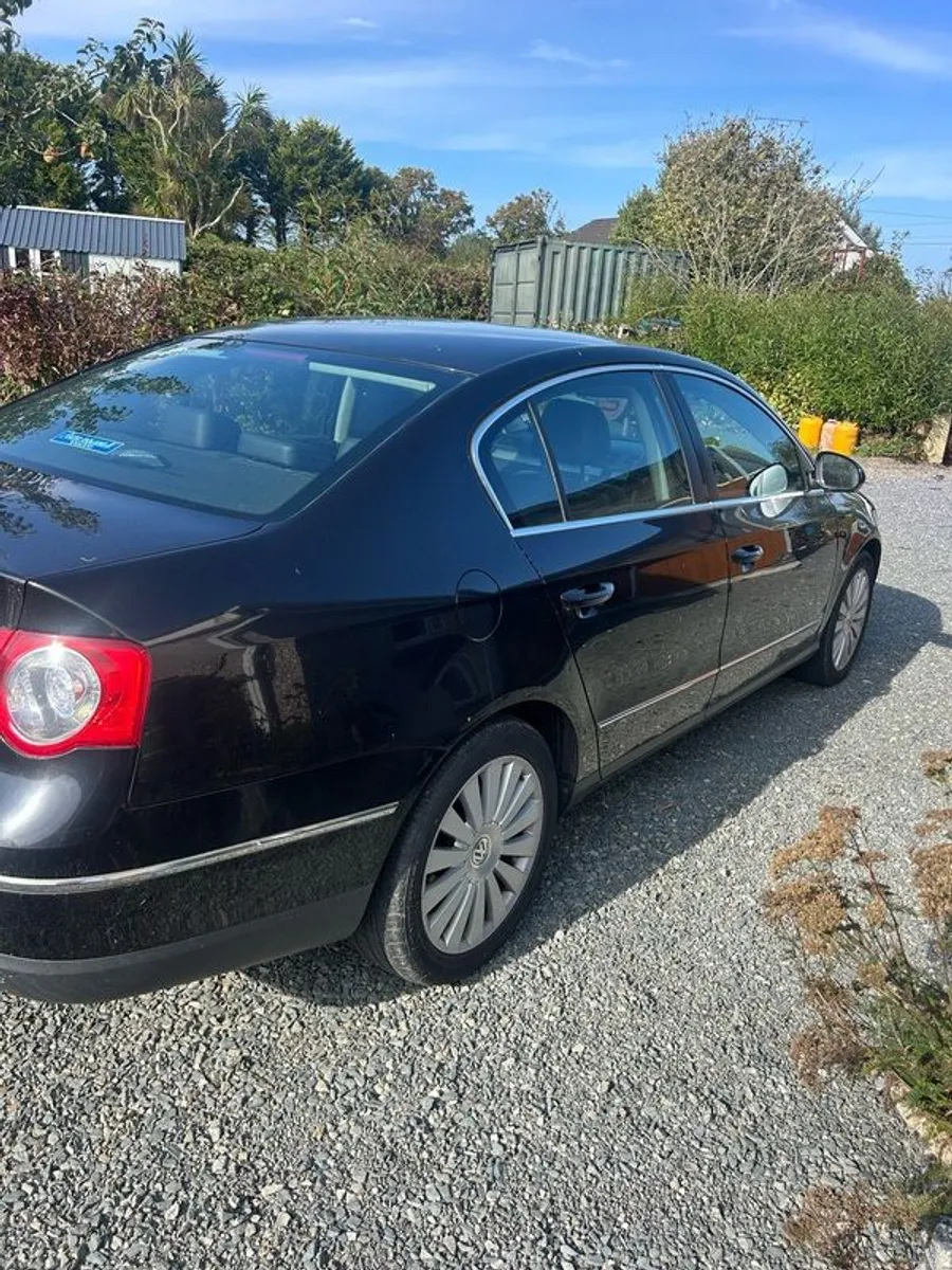 2009 Volkswagen Passat - Image 4