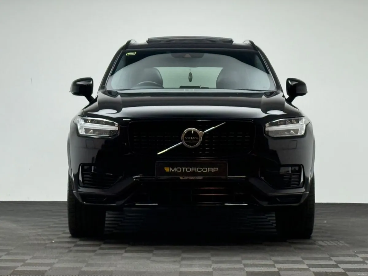 Volvo XC90 R-DESIGN T8 2.0 PHEV *7 SEATER* - Image 2