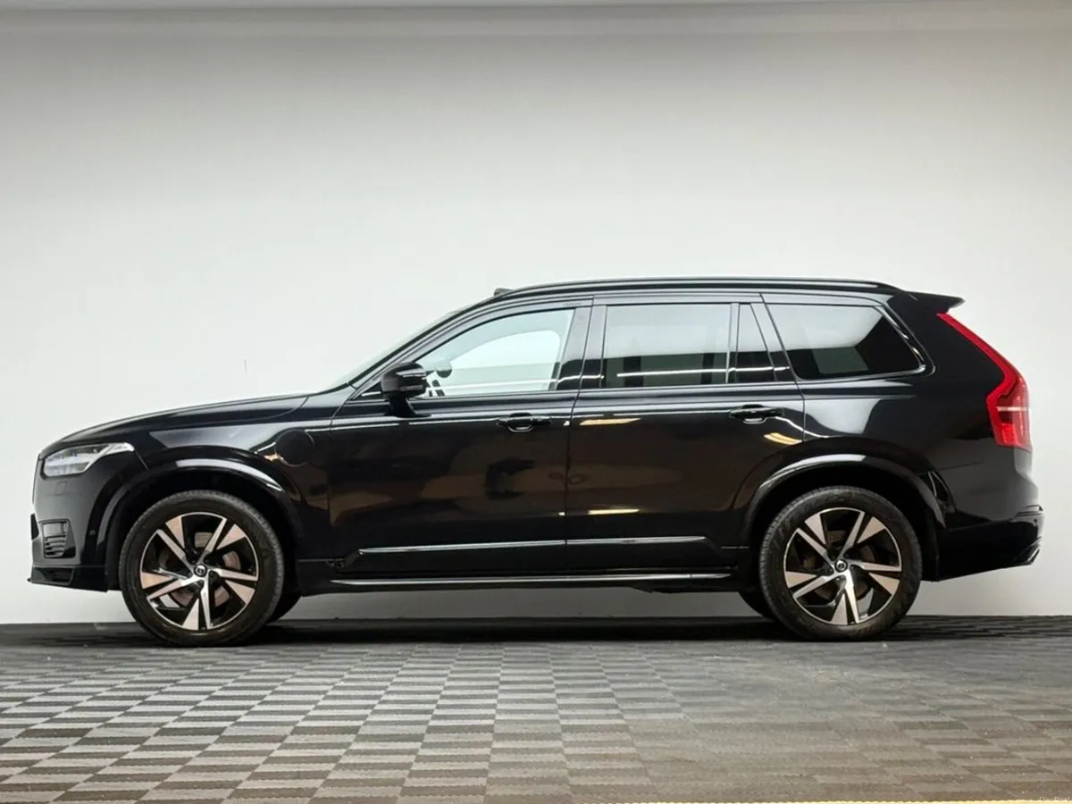 Volvo XC90 R-DESIGN T8 2.0 PHEV *7 SEATER* - Image 4