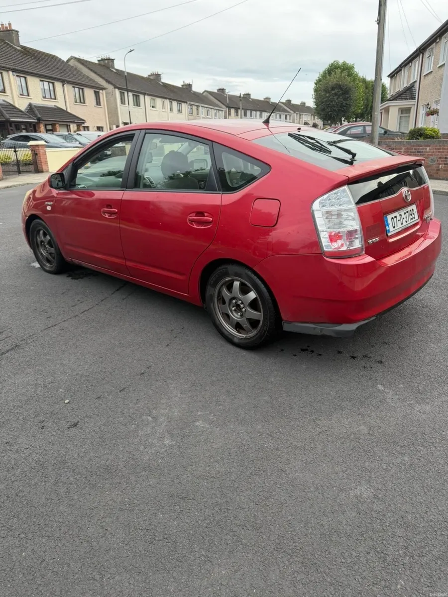 Toyota Prius Nct 02-27 - Image 5