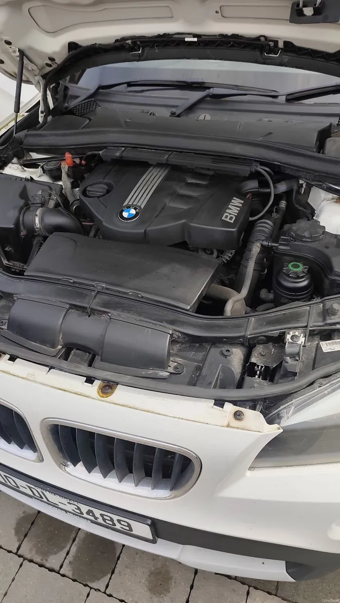 BMW X1 2010 - Image 2