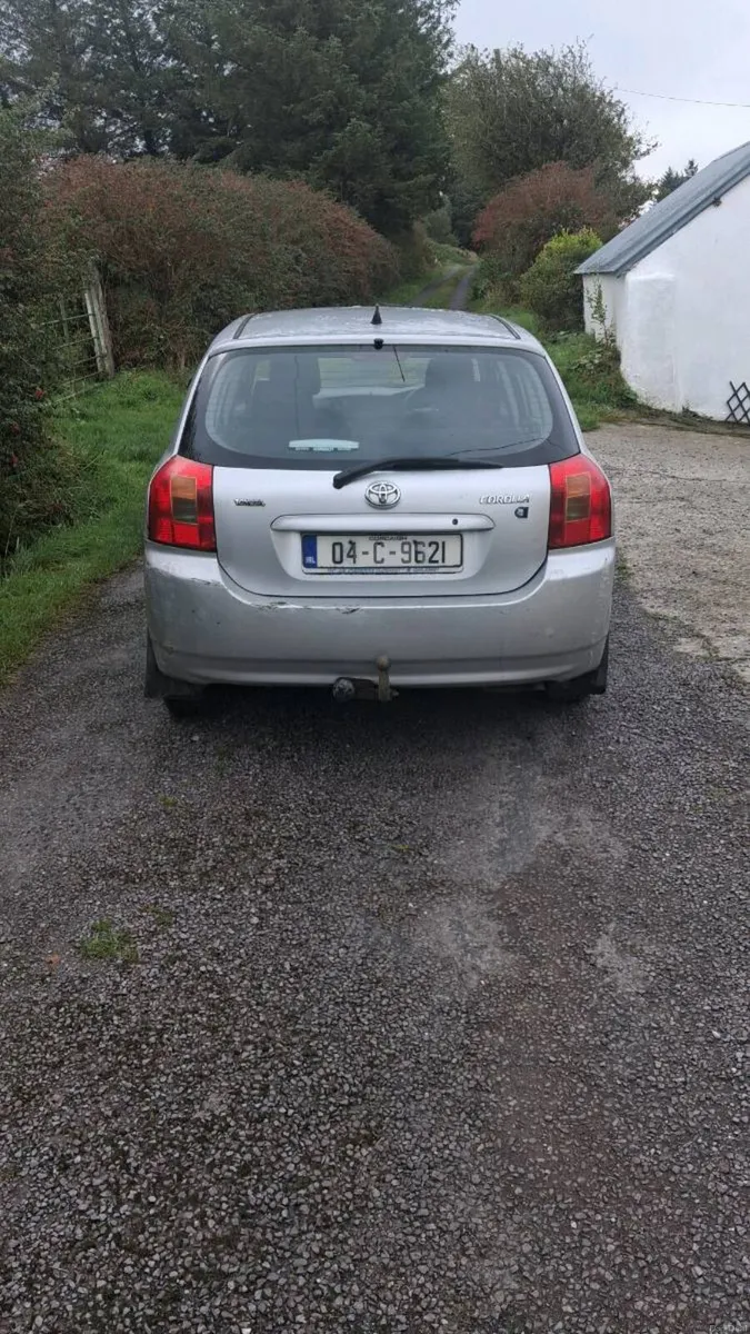 Toyota corolla - Image 3