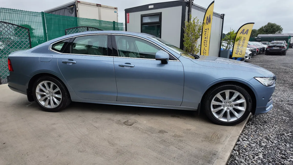 2020 Volvo S90 D4 190hp Momentum Auto - Image 6