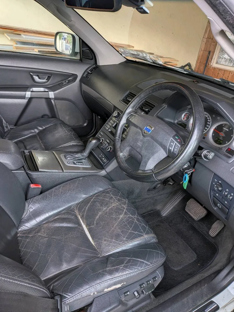 Volvo XC90 - Image 4