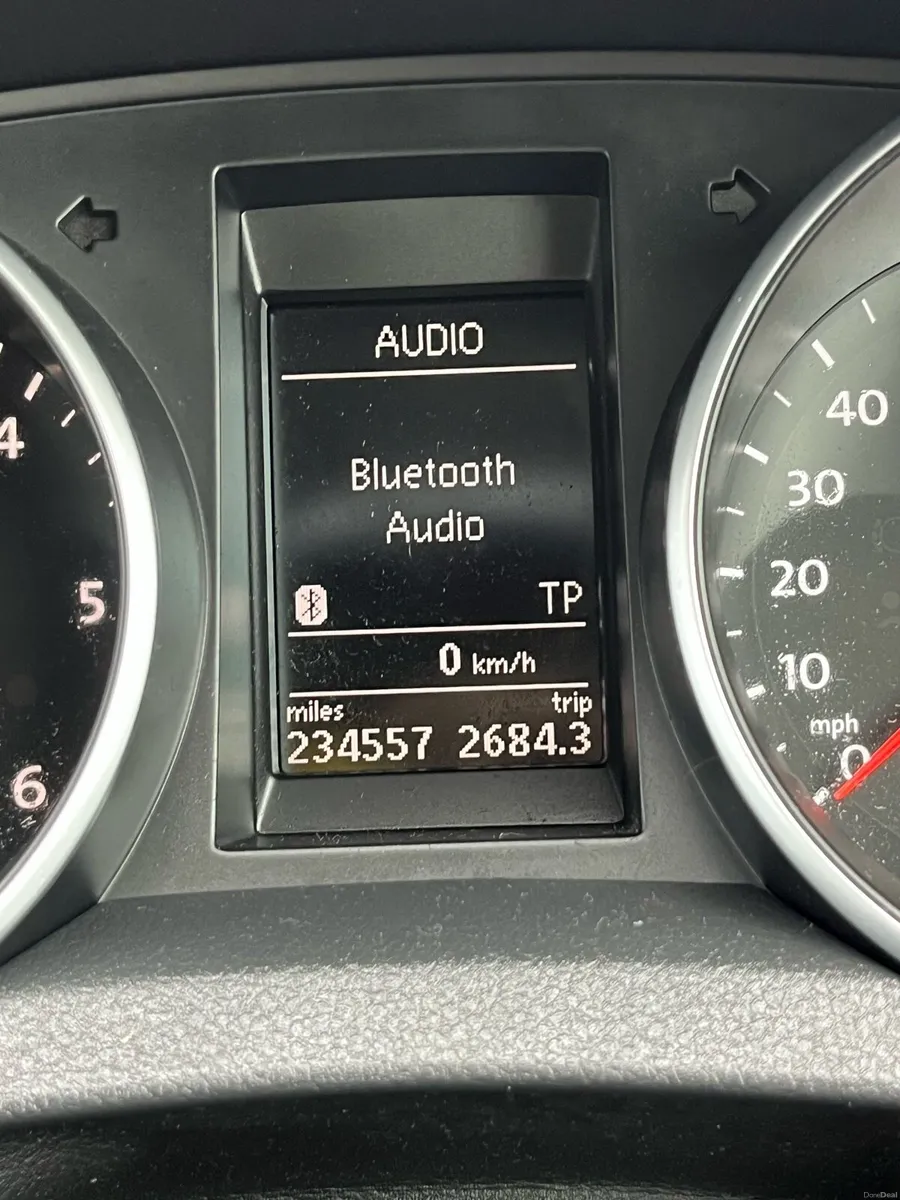 Volkswagen Golf - Image 4