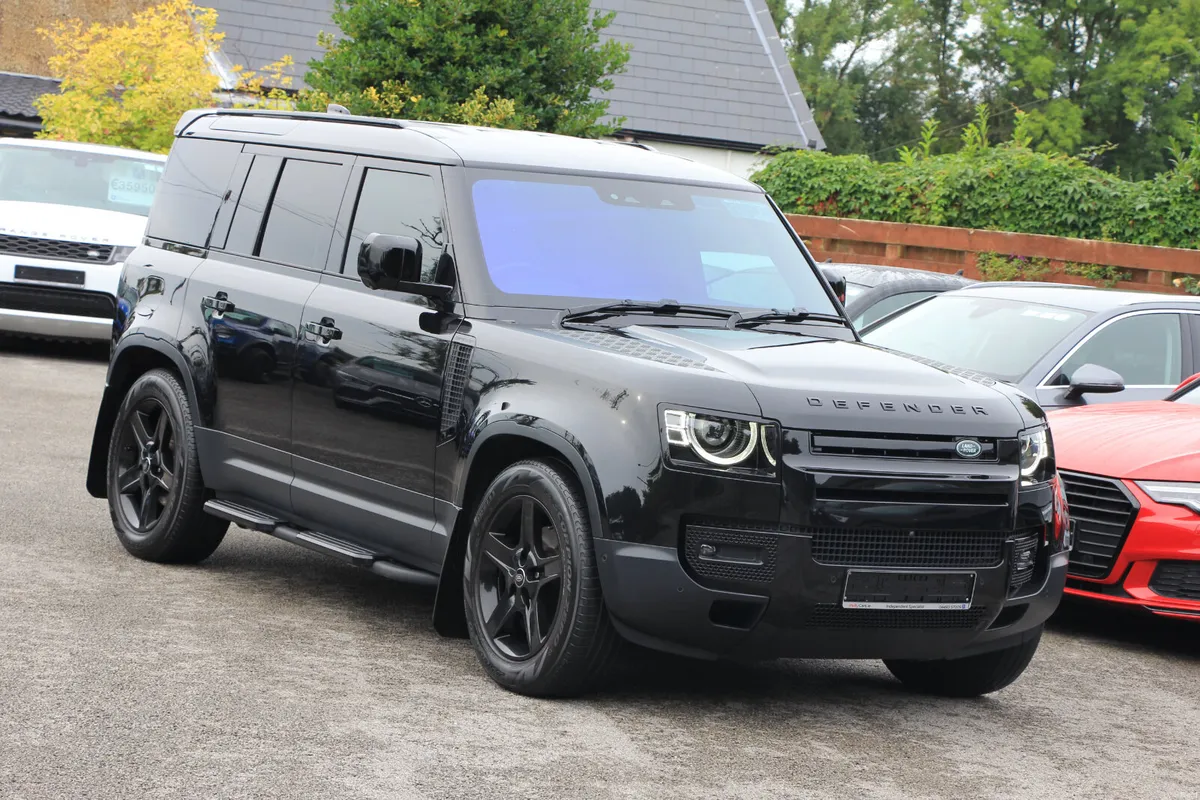 Defender 110 * D250 * 3 seats * 1 owner *High spec - Image 1