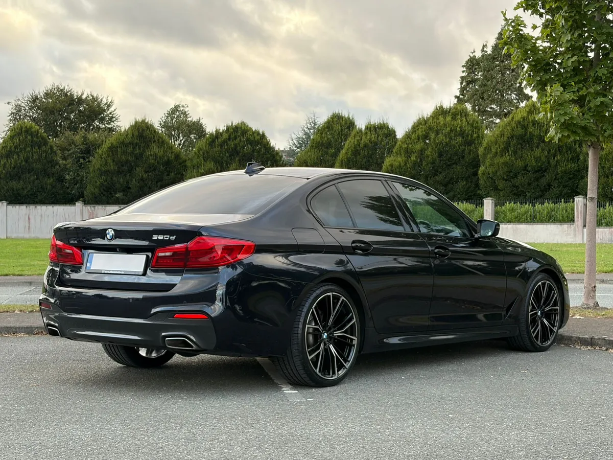 2017 BMW 520D M Sport M Performance 2.0 Auto - Image 3