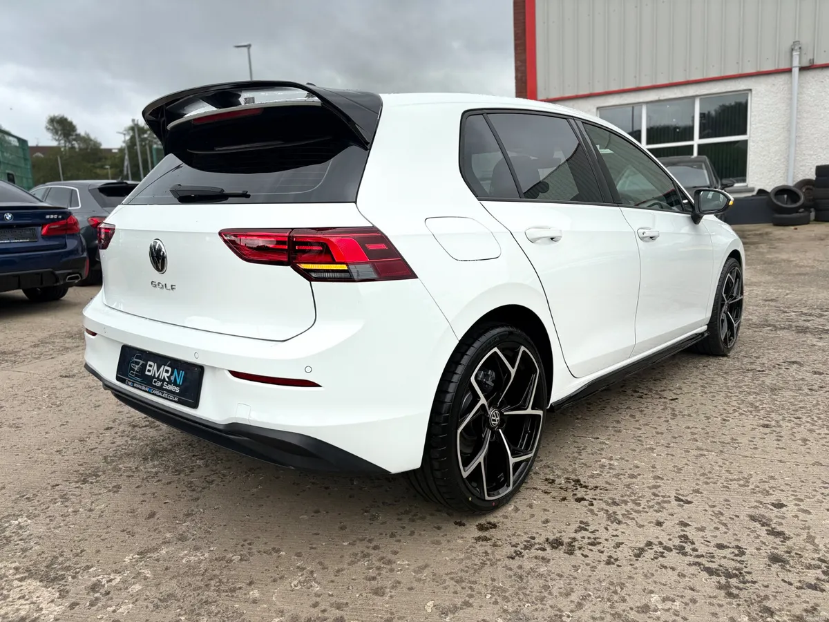 2023 VW GOLF 2.0 TDI MK8 AUTO - Image 4