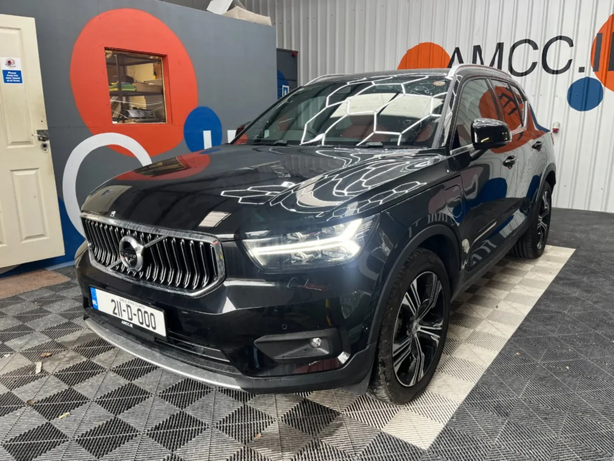 Volvo XC40 2021 VOLVO XC40 PHEV T5 RECHARGER AUTOM - Image 6